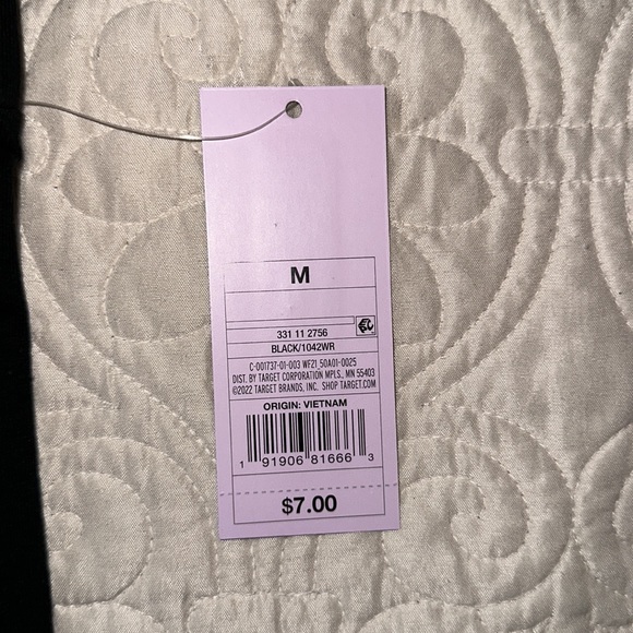 NEW Women’s black high rise bike shorts - Picture 3 of 5